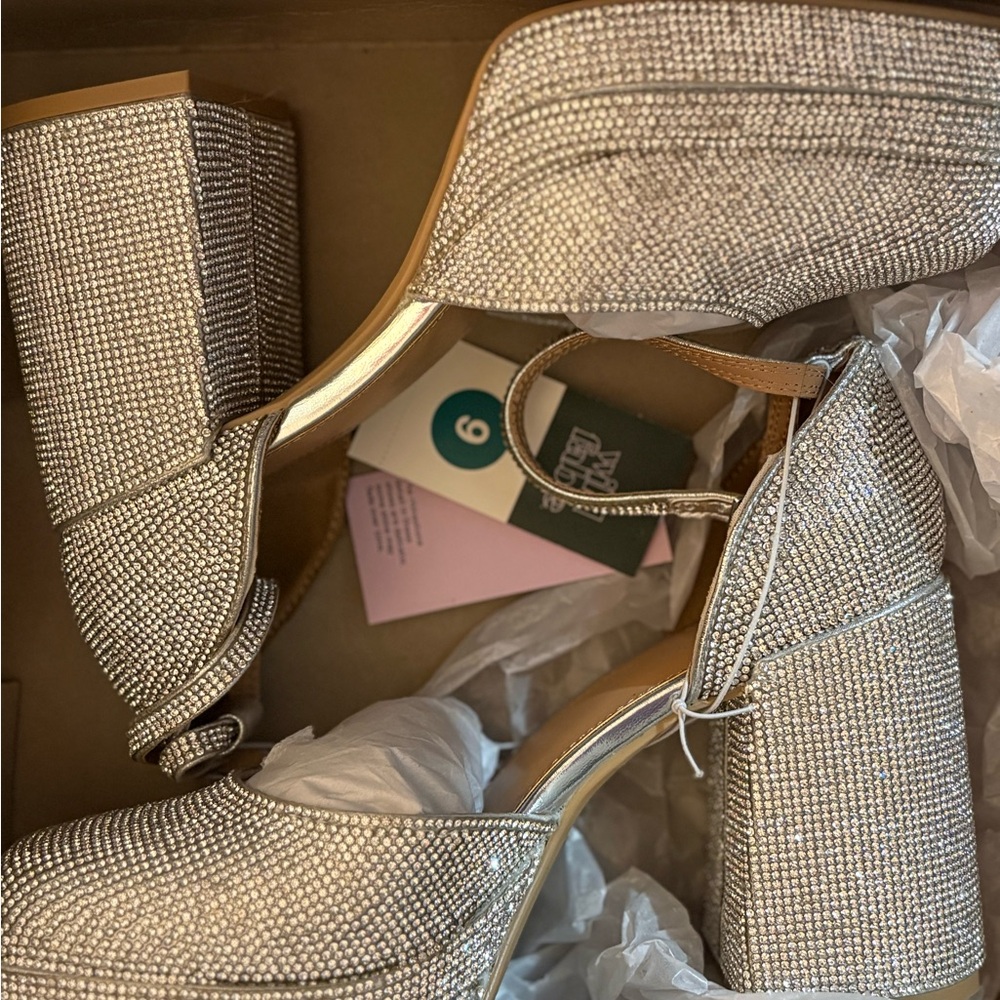 Sparkly Women’s Platform Shoes